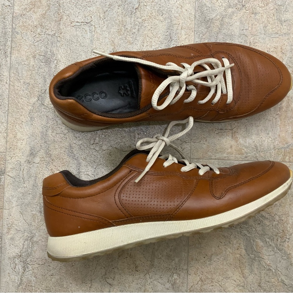 Ecco Women's Brown Leather Sneakers
